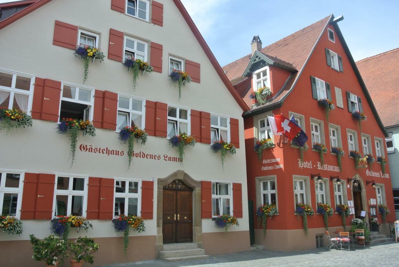 Hotel-Restaurant Goldenes Lamm Dinkelsbuhl Bagian luar foto