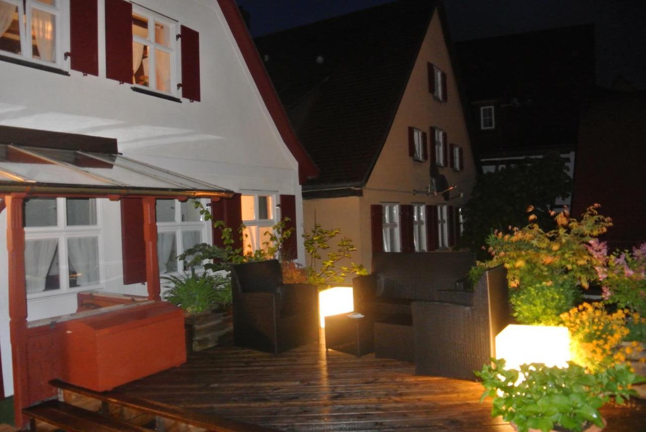 Hotel-Restaurant Goldenes Lamm Dinkelsbuhl Bagian luar foto